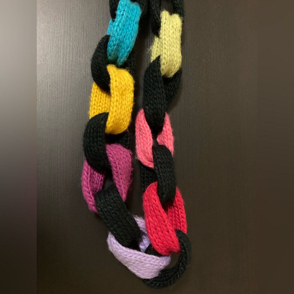 Little Miss Matched Colorful Chunky Knit Loop Chain Link Infinity Scarf 42” - Picture 10 of 11